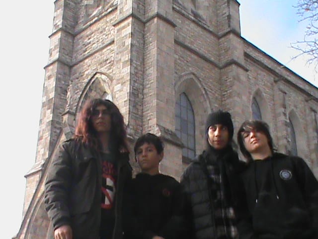 Pciente en la catedral de bari